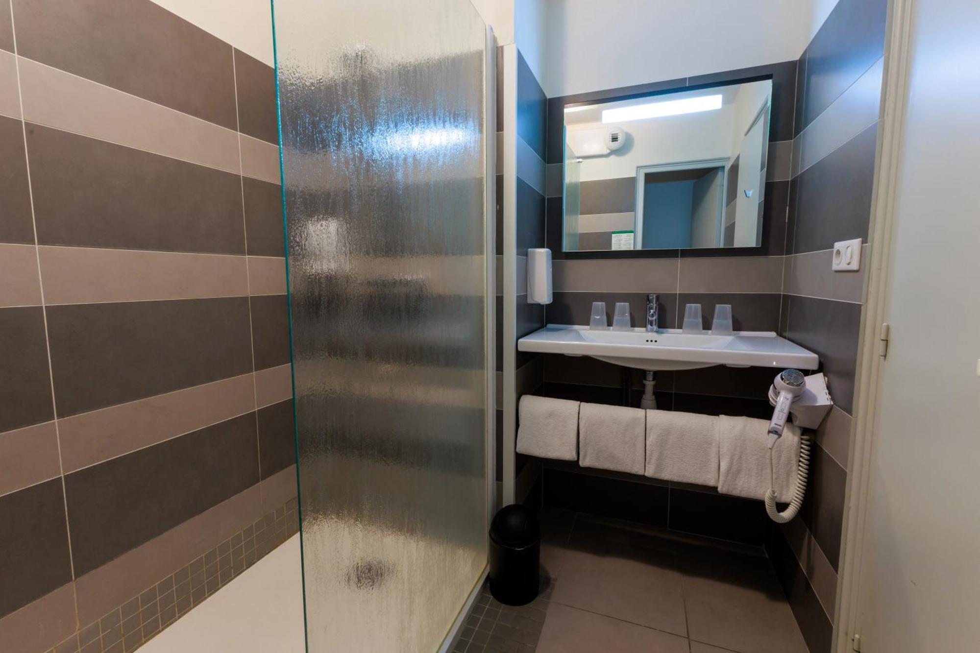 Logis Hotel Le Rochelois La Rochelle  Eksteriør billede