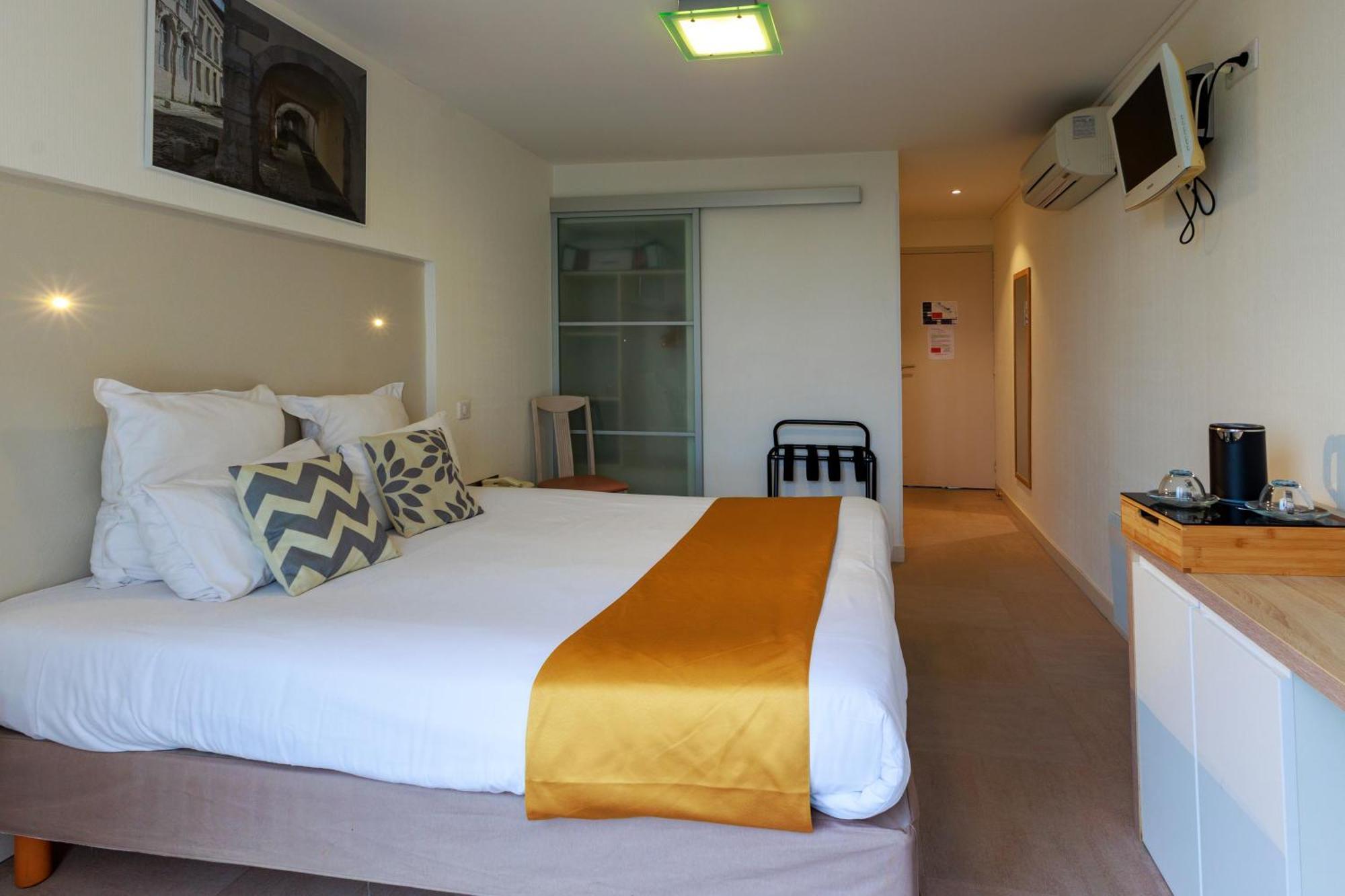 Logis Hotel Le Rochelois La Rochelle  Eksteriør billede
